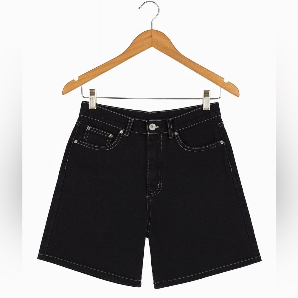 Calvin Klein Jeans size 6 black denim shorts. 29” waist, 15” length, 5” Inseam